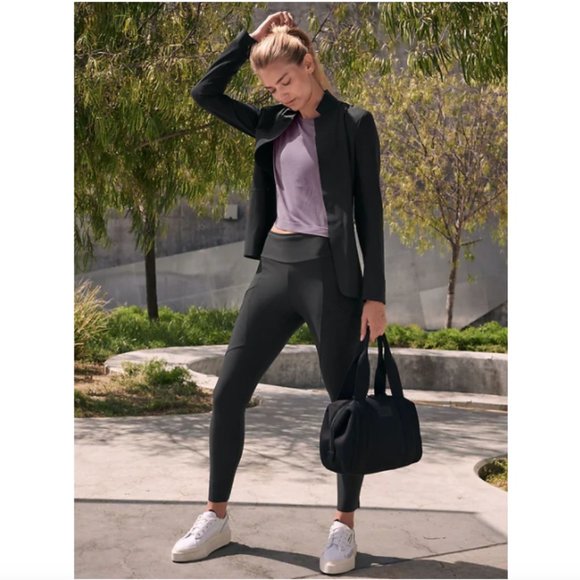 NWT ATHLETA Stellar City Tight - Picture 2 of 13
